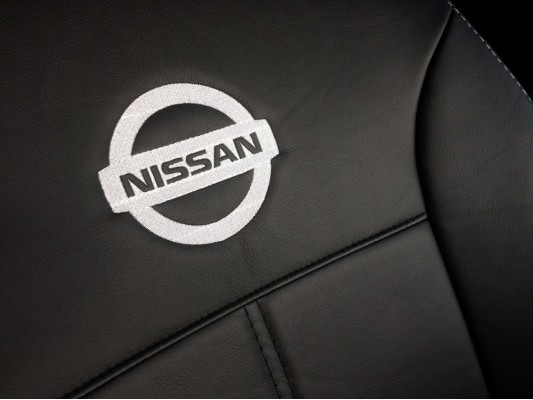 Авточехлы на Nissan Terrano Авточехлы на Nissan Terrano